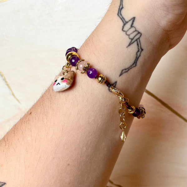 Bracelet personnalisable en pierres naturelles et petit chat