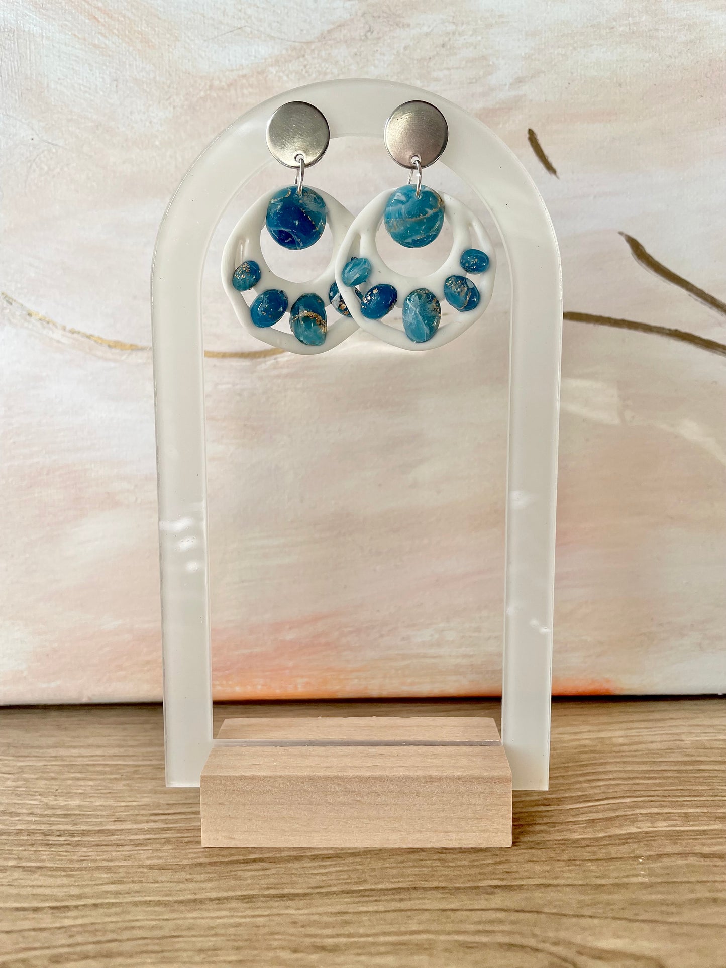 Boucles d’oreilles avec pierres fake stone azur sur anneaux ~