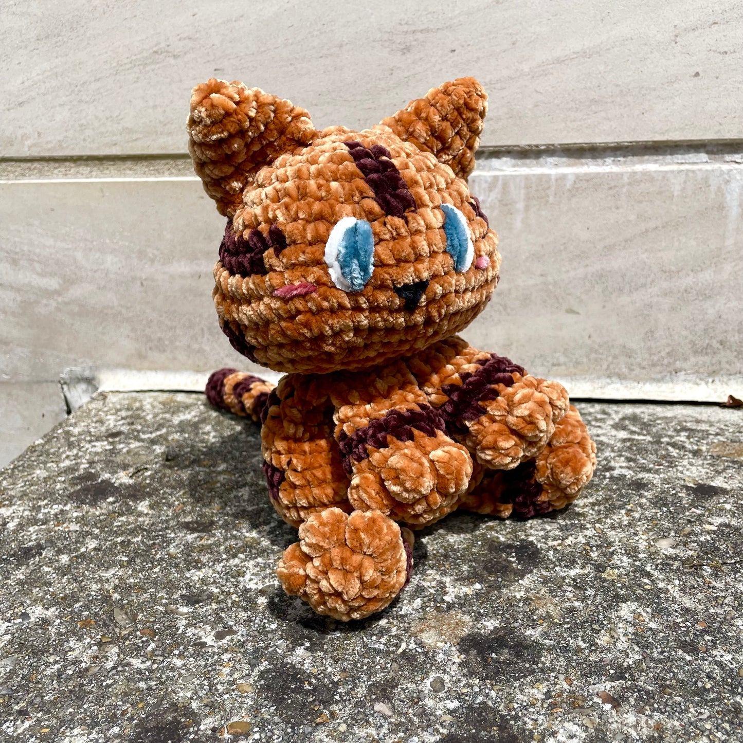 Doudou chat tigré