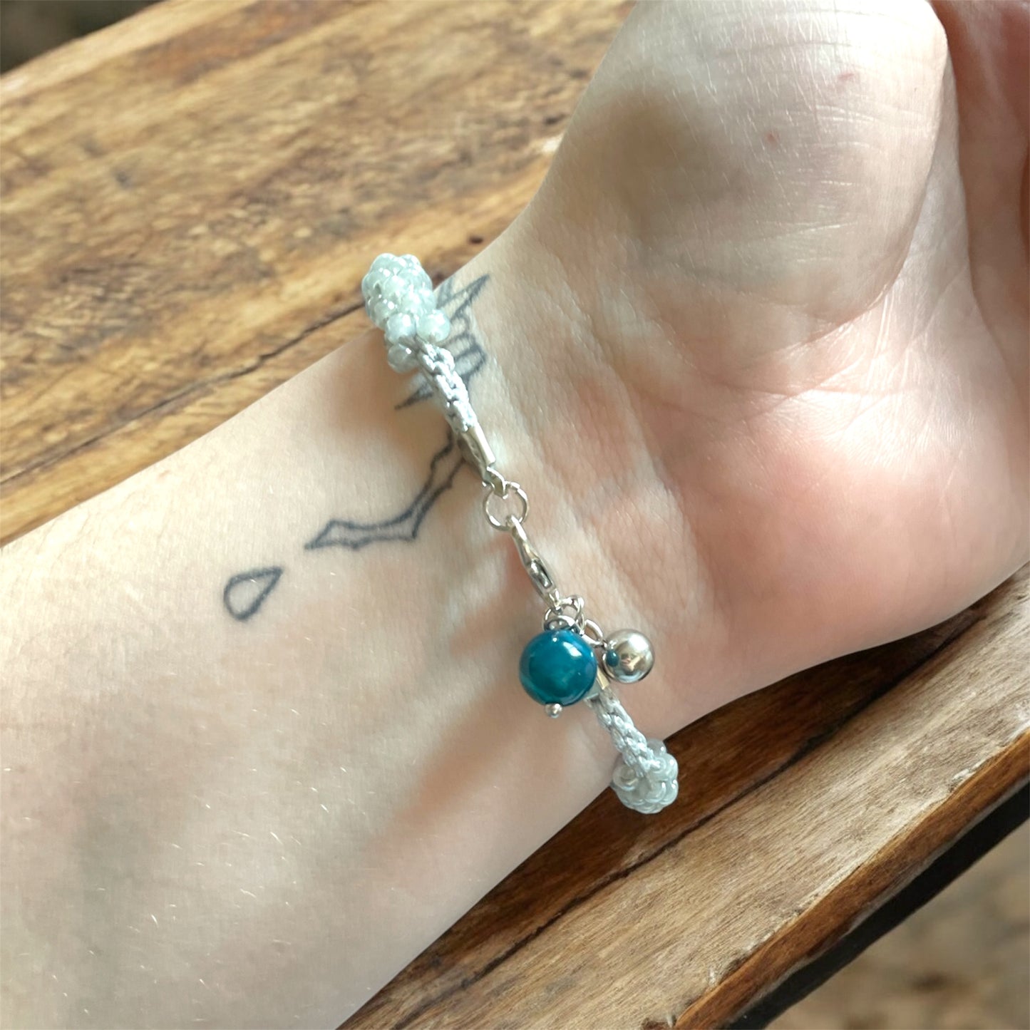 Bracelet kumihimo gris métallique