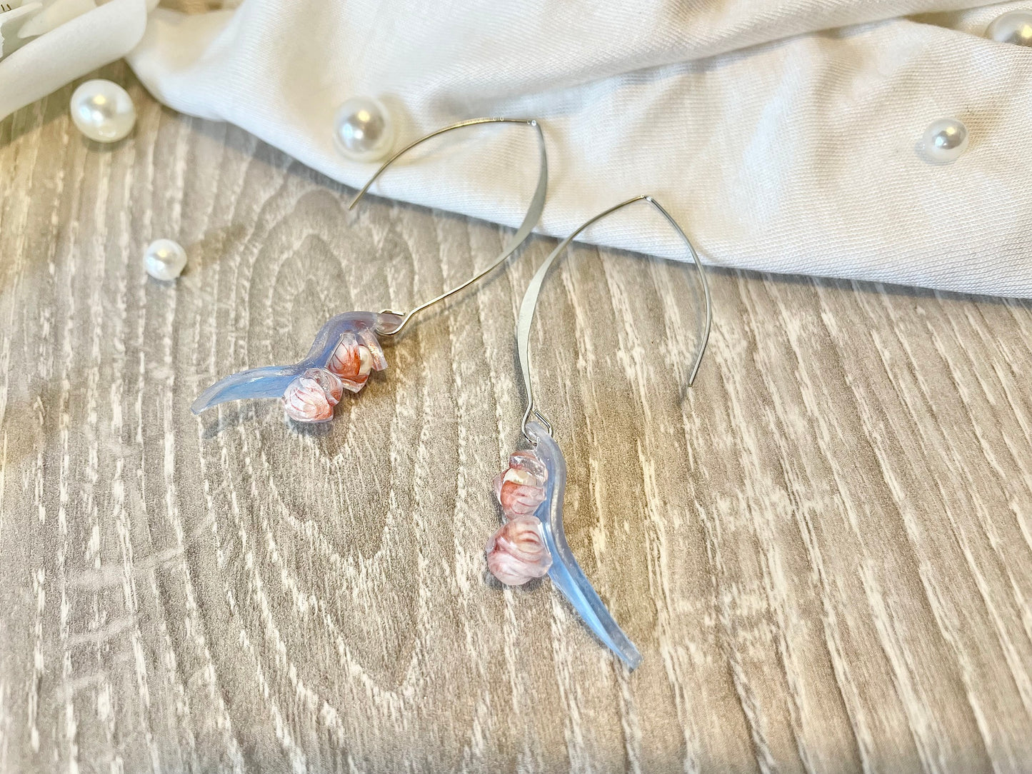 Boucles d'oreilles petites fleurs et feuille ~