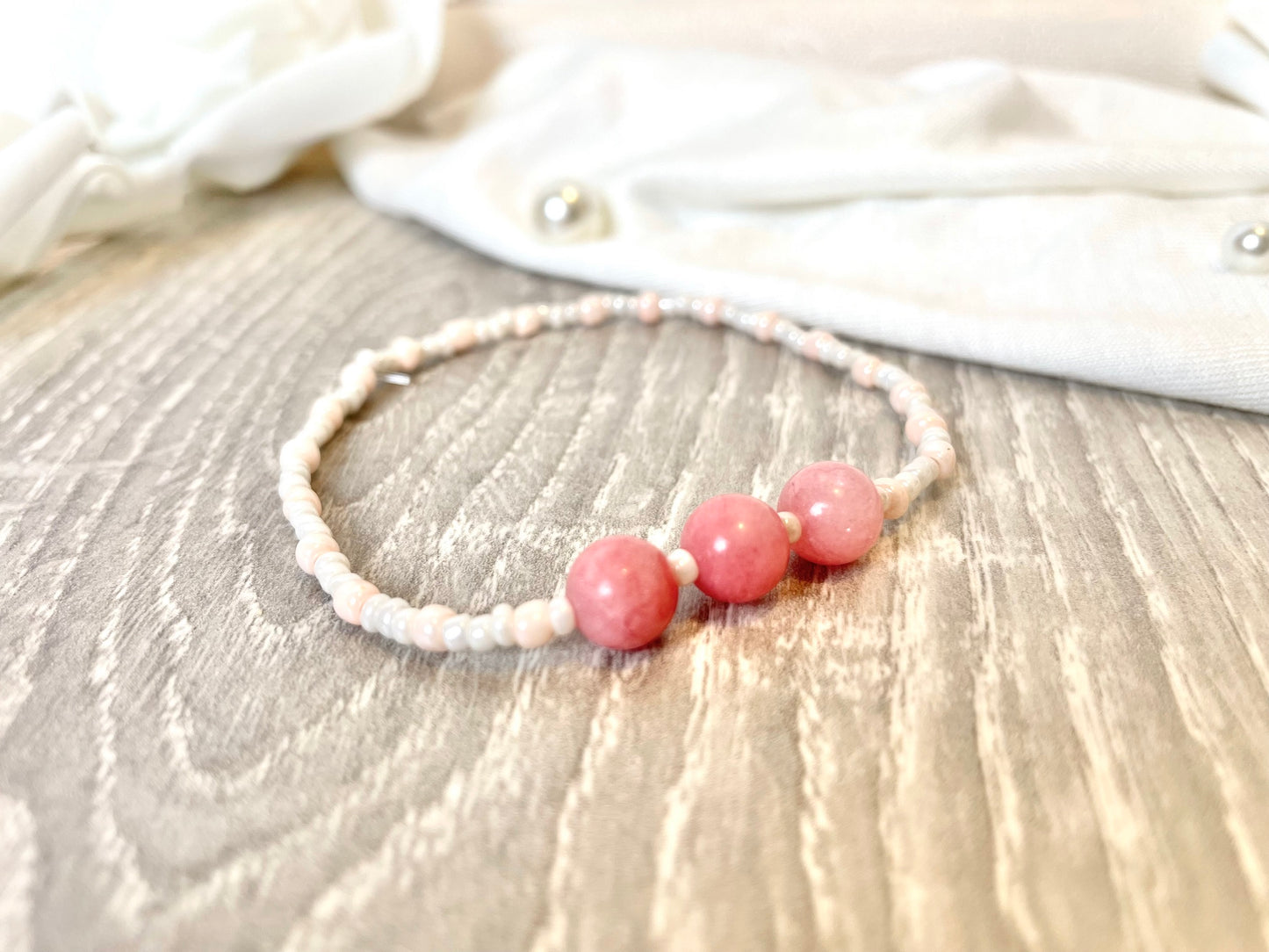 Bracelet avec pierres naturelles de rhodonite rose ~