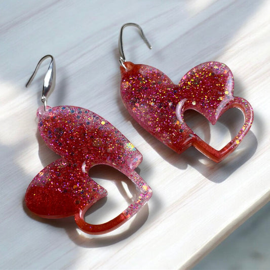 Boucles d'oreilles cœurs en résine rose - bijoux cielo craft