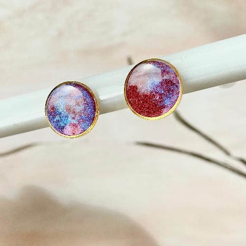 boucles d'oreilles en puces bordeaux holographique bijoux cielo craft