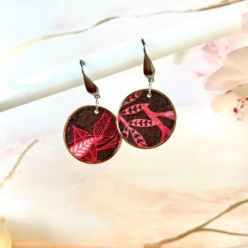Boucles d'oreilles imprimé feuilles fuchsia rondes - bijoux cielo craft