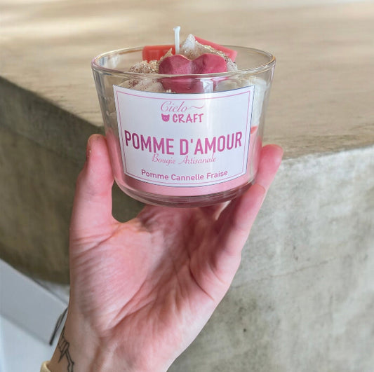 bougie gourmande pomme d'amour rose et blanche bijoux cielo craft