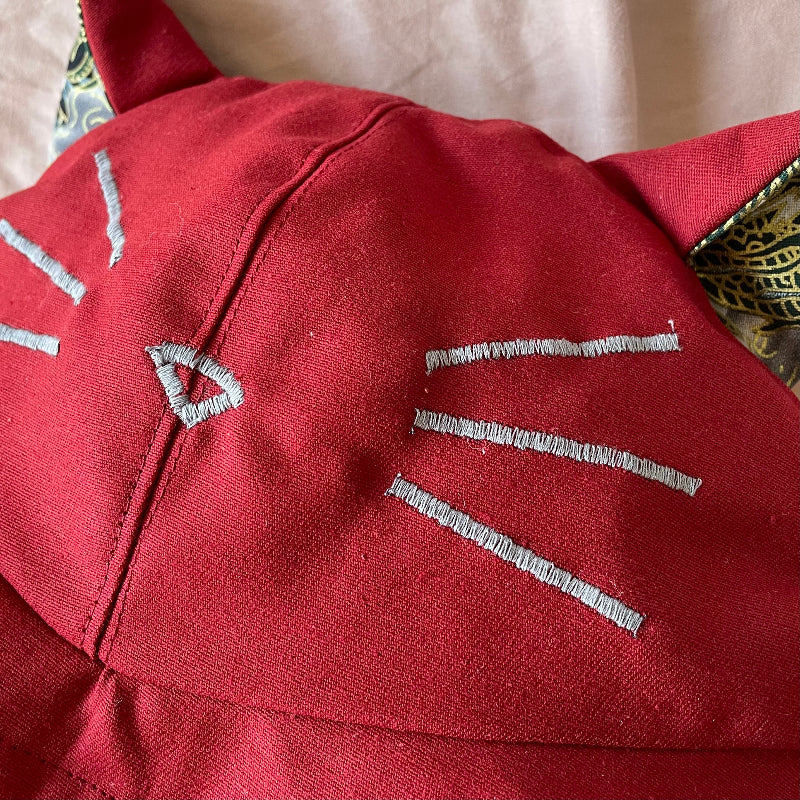 Chapeau avec oreilles de chat rouge - bijoux cielo craft