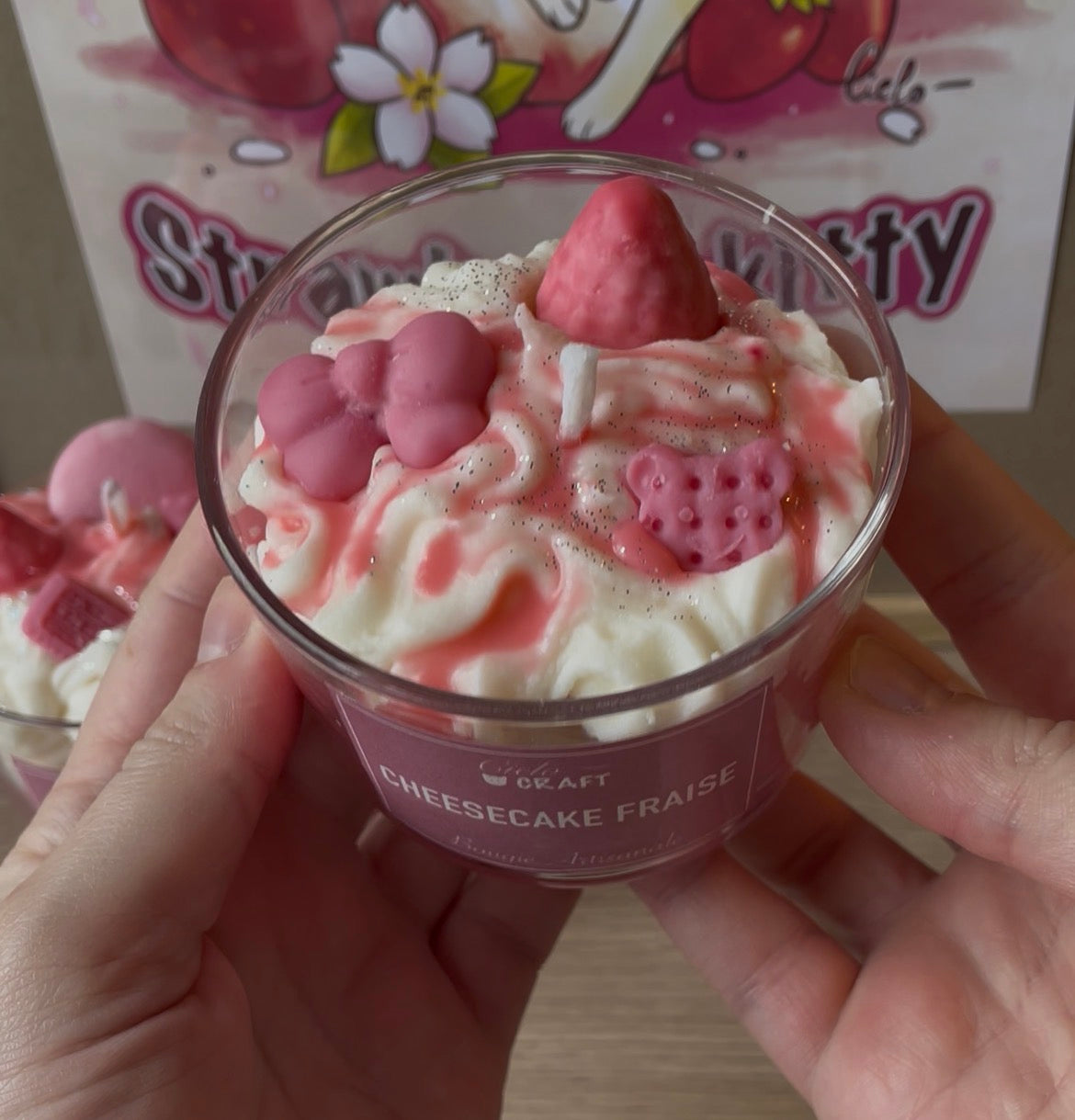 Bougie gourmande cheesecake fraise