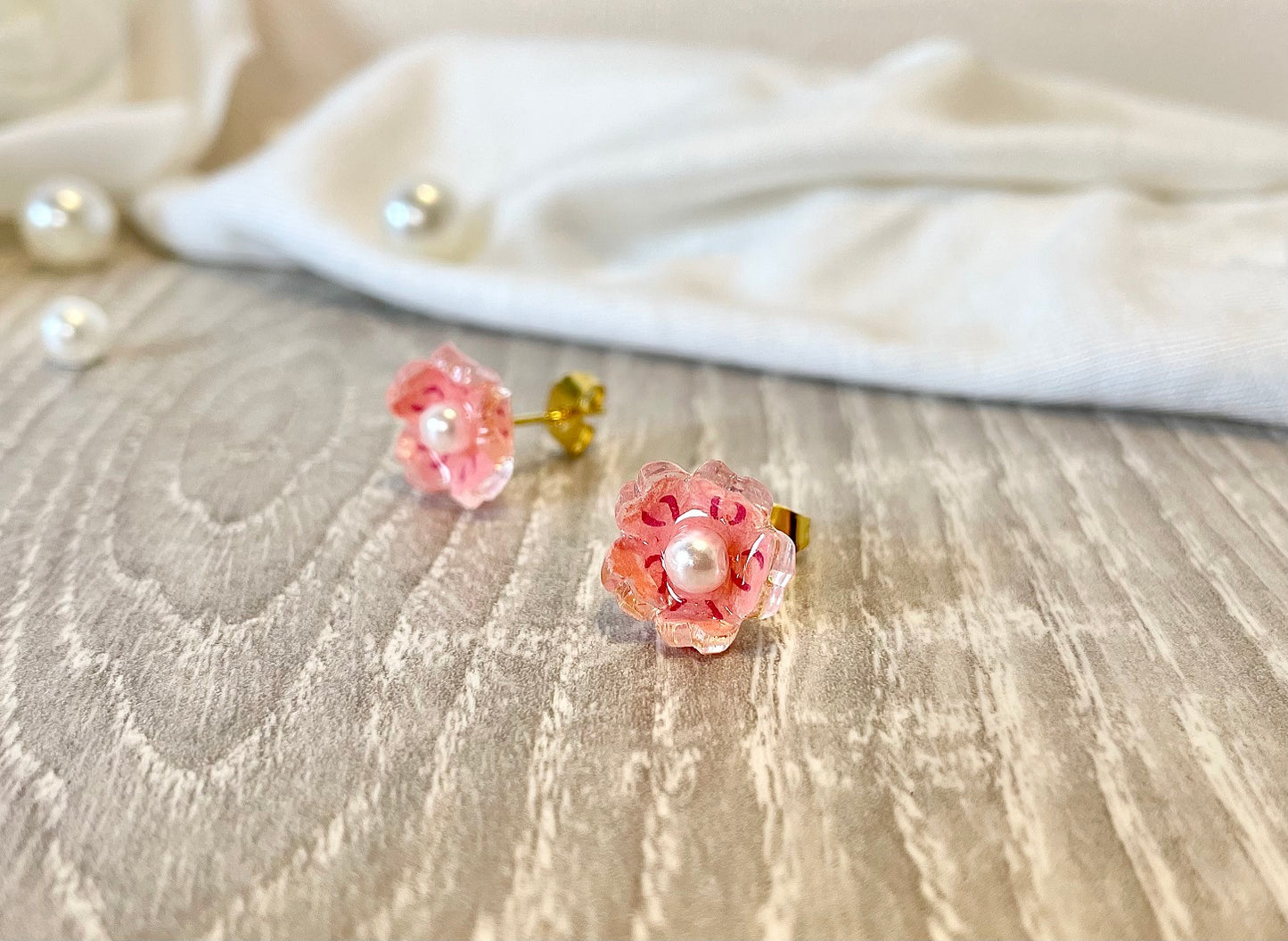 Boucles d'oreilles fleurs de cerisier rose en puces ~