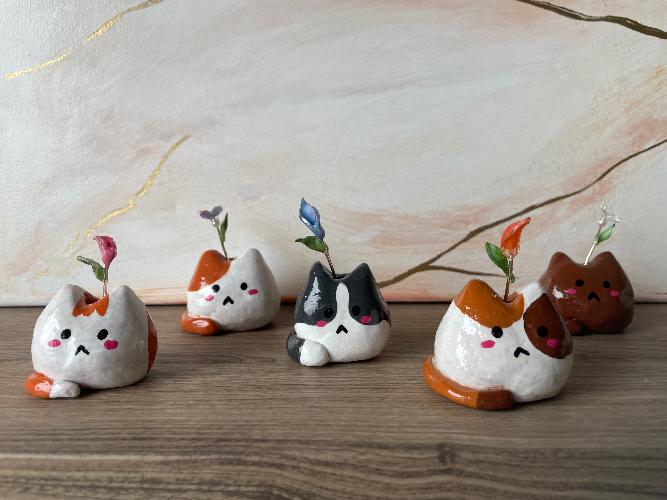 flower cat- petits chats en porcelaine froide - bijoux cielo craft