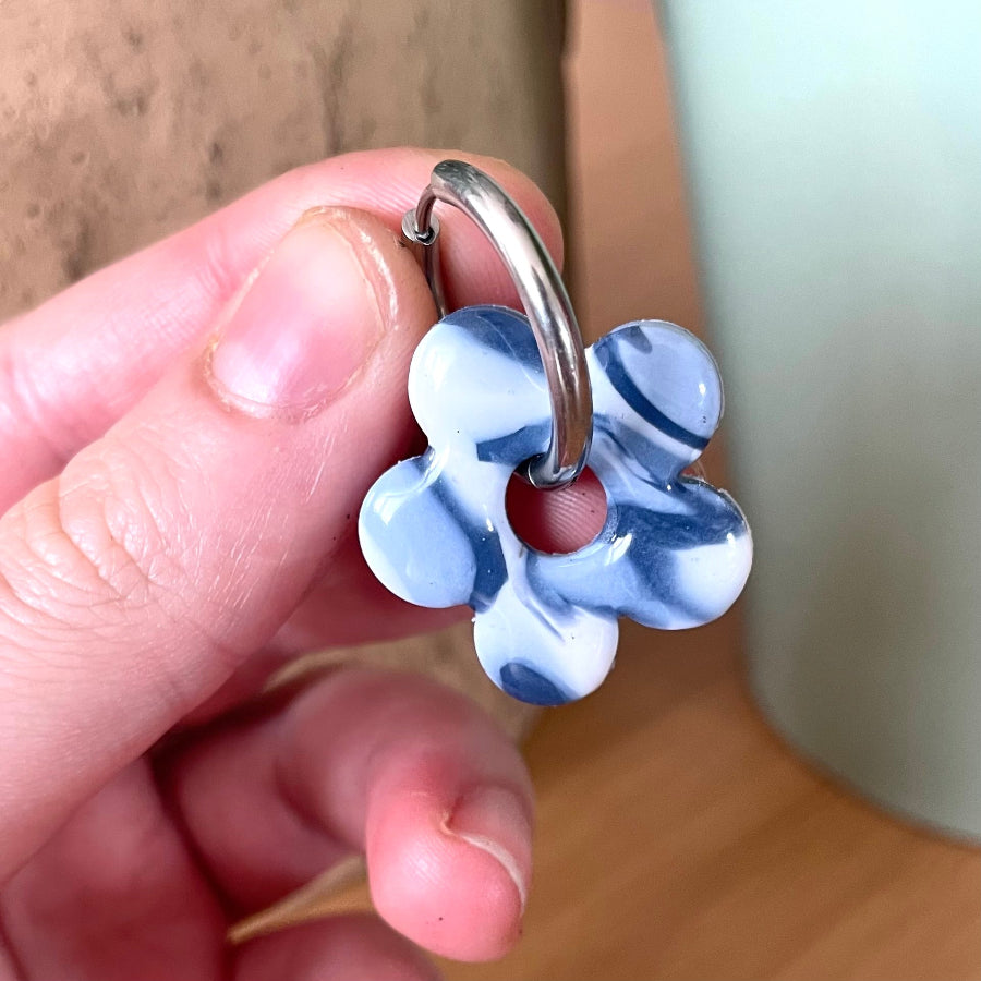 Boucles d'oreilles interchangeables bleues marbrées - Bijoux Cielo Craft