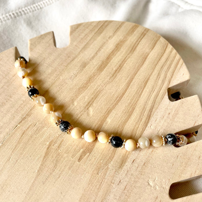 Collier en pierres natutrelles - pierres de rhyolite et pierres du soleil - bijoux cielo craft